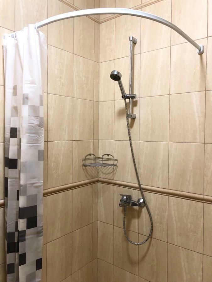 Modern Aparthotel Near Metro Pecherska Kiev Luaran gambar